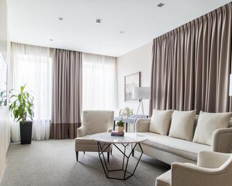 Boutique Hotel 1852 - سانت بيترسبورغ - غرفة معيشة
