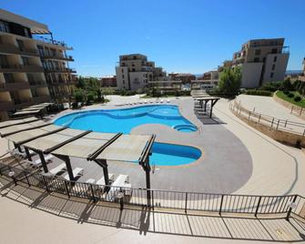 Menada Luxor Apartments - Sweti Włas