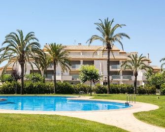 Beachfront apartment - Torrenostra - Piscina