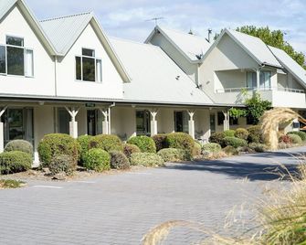 Colonial Manor Motel - Cromwell - Edificio