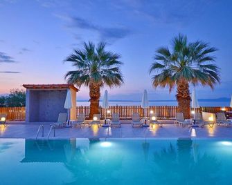 Sousouras Hotel - Chaniotis - Pool