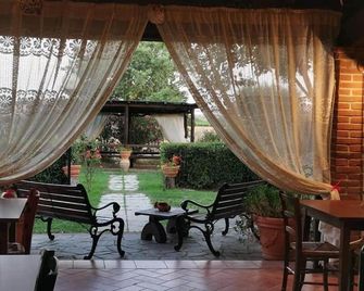 Agriturismo Le Giuncaine - Castiglione della Pescaia - Patio