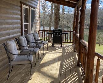 Lakeside Cabin Hot Tub Close To Ark Enco - Corinth - Patio
