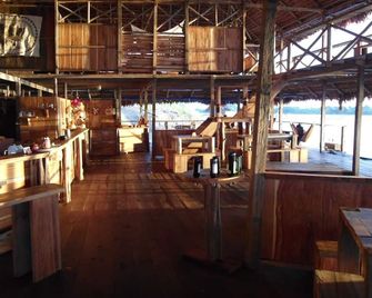 Cabaña Flotante Kurupira - Leticia - Restaurante