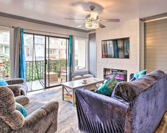 Pismo Beach Condo Less Than Walk to Beach and Wineries! - Pismo Beach - Sala de estar