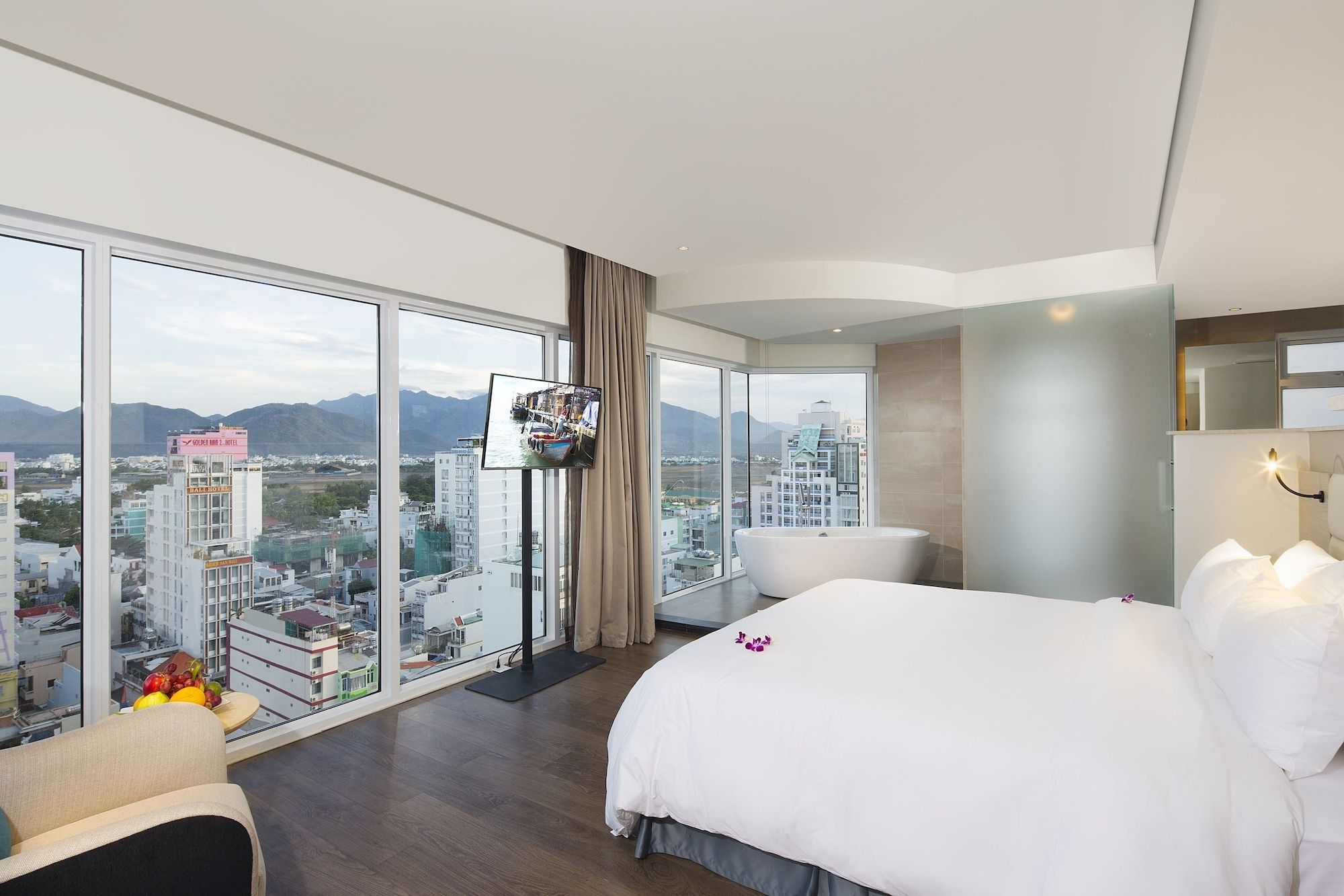 Liberty Central Nha Trang Hotel - נה טראנג - חדר שינה