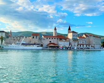 Villa Kuzmanic - Trogir