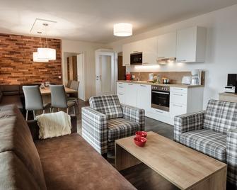 Alpenparks Chalet & Apartment Areitxpress - Zell am See - Living room