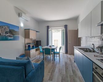 Appartamento Blu - Dorgali - Cocina