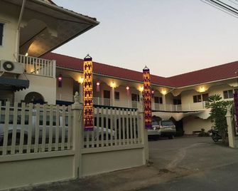 Huan Kham Nan - Nan - Edificio