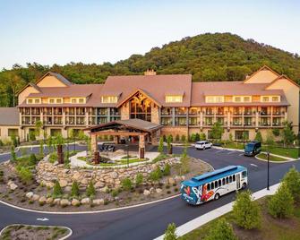 Dollywood's HeartSong Lodge & Resort - Pigeon Forge - Building