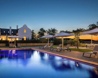 Brookdale Estate - Manor House - 帕爾 - 游泳池
