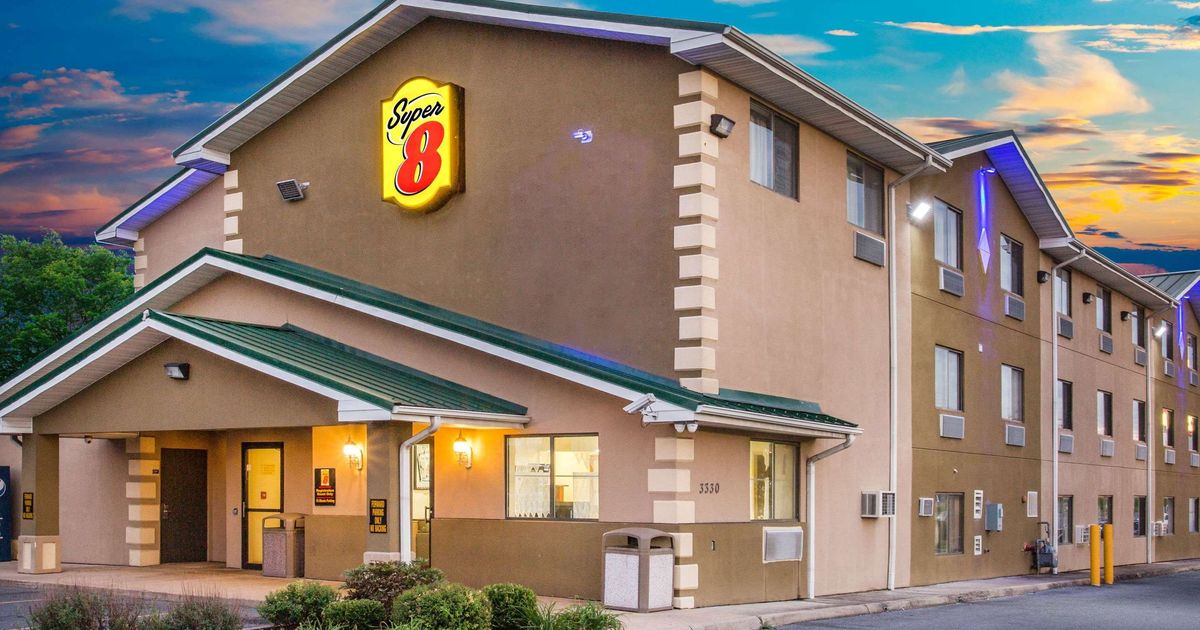Super 8 by Wyndham Harrisonburg from 48. Harrisonburg Hotel Deals