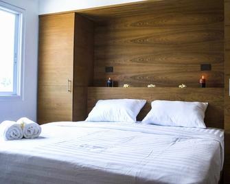 Maenam Bay Resort - Ko Samui - Bedroom