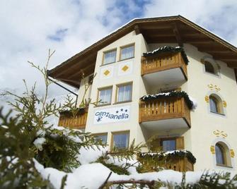 Hotel Genzianella - Ziano di Fiemme - Budova