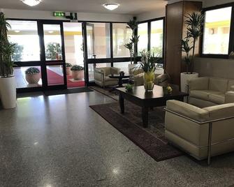 Residence Viale Venezia - Βερόνα - Σαλόνι ξενοδοχείου