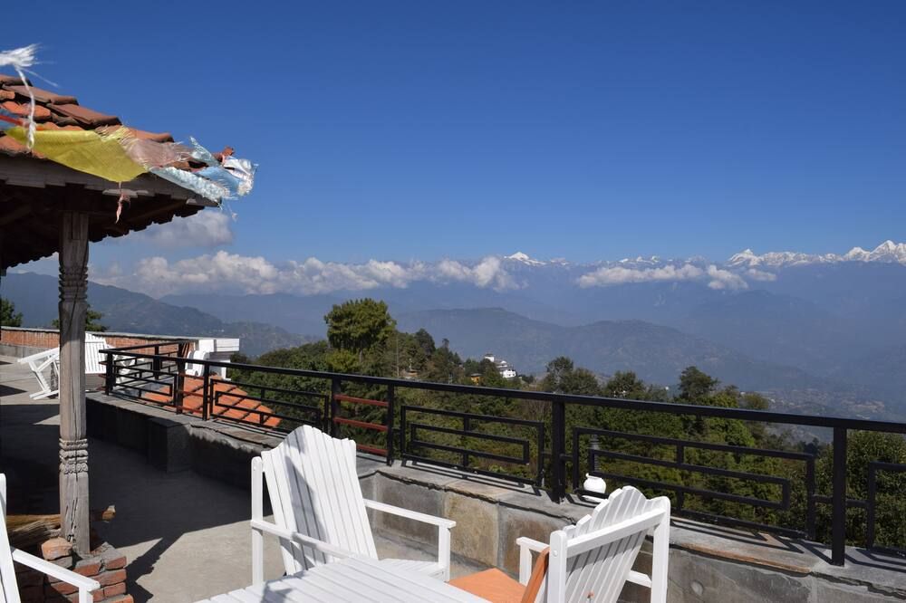 The Fort Resort - Nagarkot - Balcón