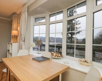 Lake View - Windermere - Dining room