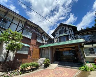 Villa Miyamoto - Iiyama - Budova