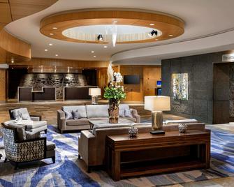 Fairmont Vancouver Airport In-Terminal Hotel - Richmond - Lobby