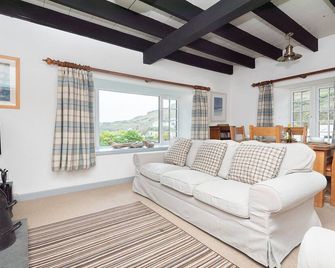 The Shippen, splendid walks through Valency Valley - Boscastle - Living room