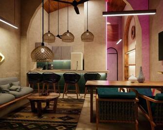 Avant-garde green architecture in Palawan - Angeles City