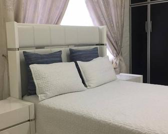 Patzerella's Cozy Nest - Krugersdorp - Camera da letto