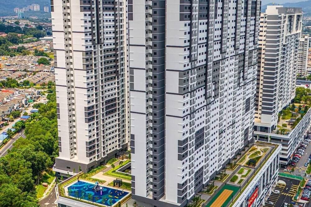 Comfy Cheras C180 Belakong Tradres Park 3br 2 Bath Room 2 Carpark - Cheras - בניין