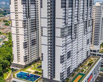 Comfy Cheras C180 Belakong Tradres Park 3br 2 Bath Room 2 Carpark - Cheras - בניין