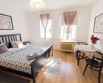 Time travel in Hollókő! Wonderful experiences await you! - Hollókő - Bedroom