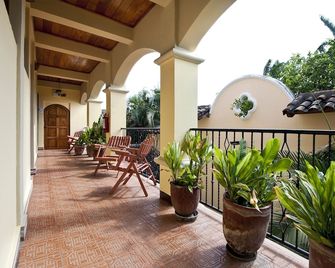 Hotel Casa San Francisco - Granada - Balkon