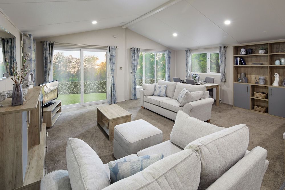St Helens Coastal Resort - Ryde - Living room