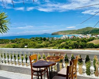 Ganh Da Dia Retreat Hotel - Tuy An - Balcony