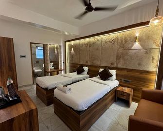 Aster Guest House - Kolkata - Bedroom
