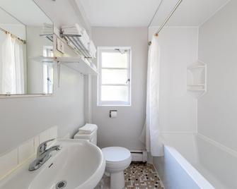 2400 Motel - Vancouver - Habitación