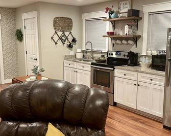 House in Forney - Forney - Kitchen