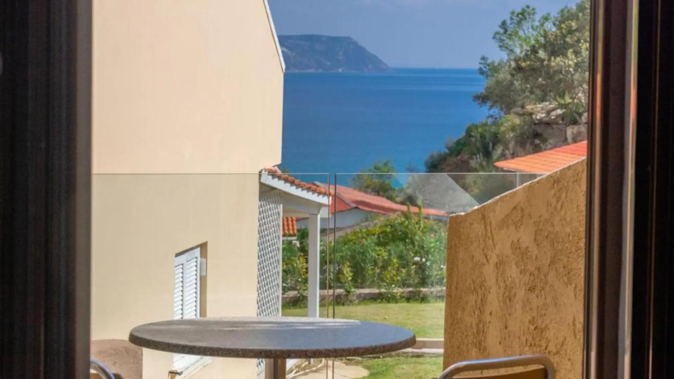 Karavados Beach Hotel