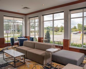 Hilton Garden Inn Erie - Erie - Lounge
