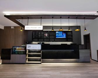 ハンティングホテル常州南通江路金柏 - 常州 - フロントデスク