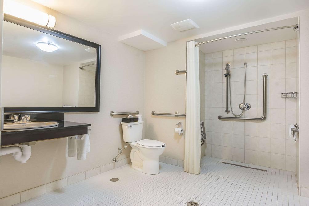 Comfort Inn C 168 C 1 4 4 Belleville Hotel Deals