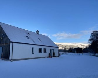 Highland Hideaway in Secluded Riverside - Garve - Gebouw