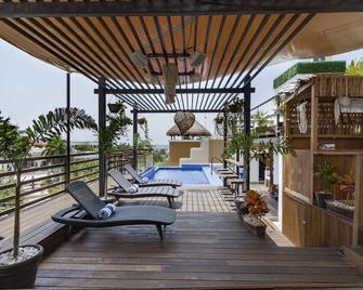 Maui Hostels Playa del Carmen - Playa del Carmen - Pool