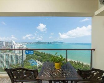 Sanya Jinshangdao Seaview Holiday Apartment - Sanya - Balcón