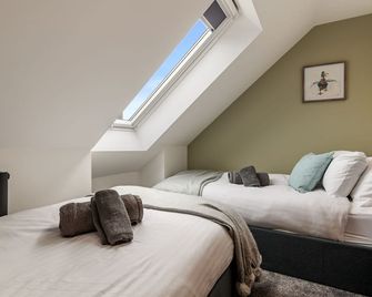 Sycamore Cottage - Tenby - Bedroom