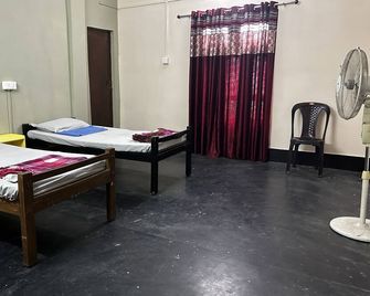 Munin guest house - Jorhāt - Habitación