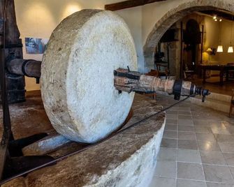 Hotel Le Moulin du Château - Saint-Laurent-du-Verdon