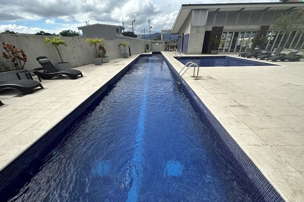 Chic Apartment With Ac, Close To National Stadium - סן חוזה - בריכה