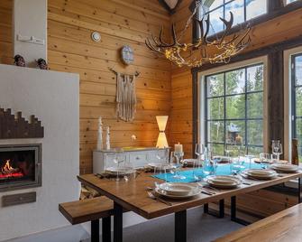 Kurjenkenkä by HiYlläs - Kittilä - Dining room