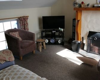 Bluebell Cottage Bushmills - Bushmills - Living room