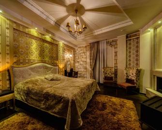 Chateau Rond Boutique Hotel & Spa - Loutraki - Bedroom